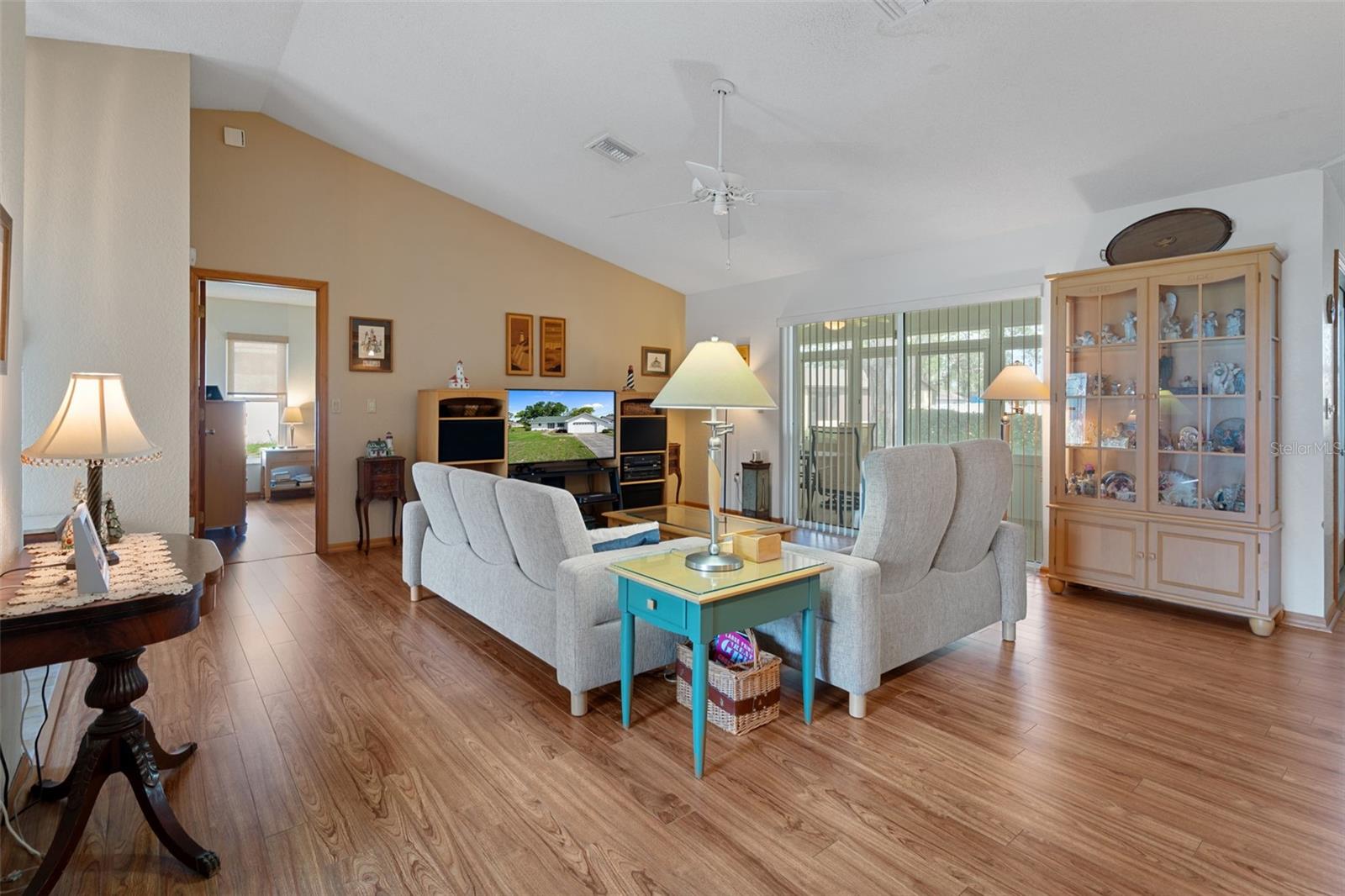 SPRING HILL - Residential