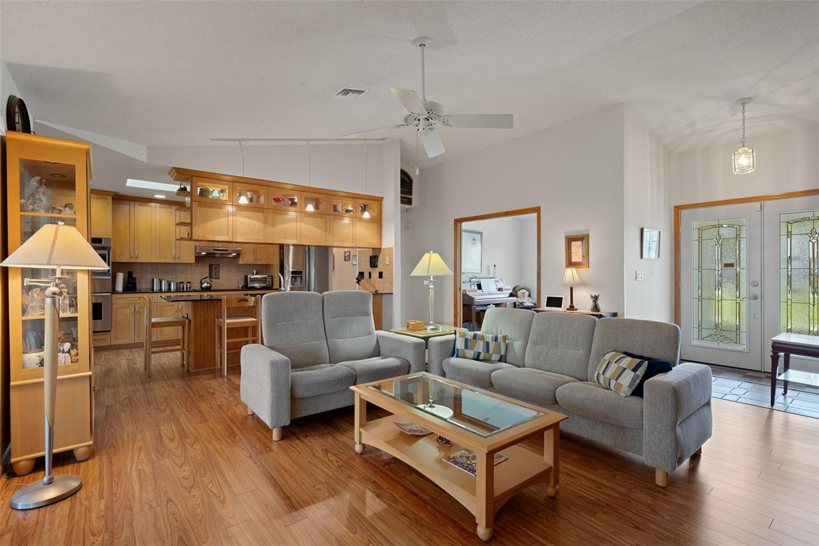 SPRING HILL - Residential