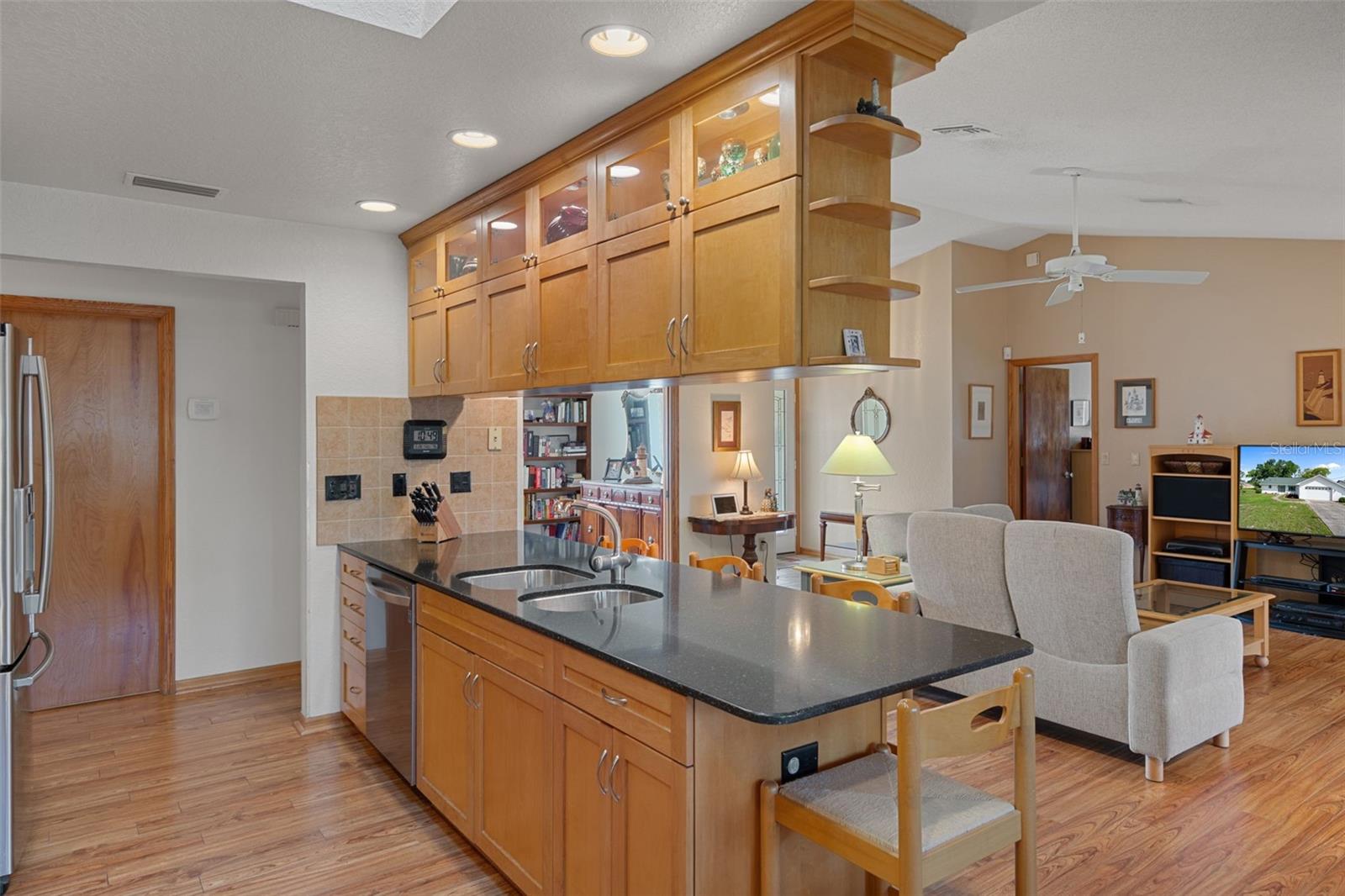 SPRING HILL - Residential