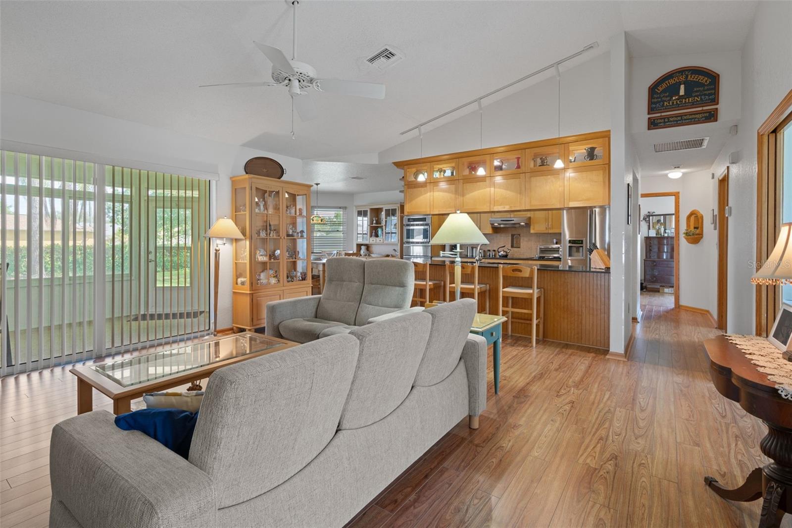 SPRING HILL - Residential