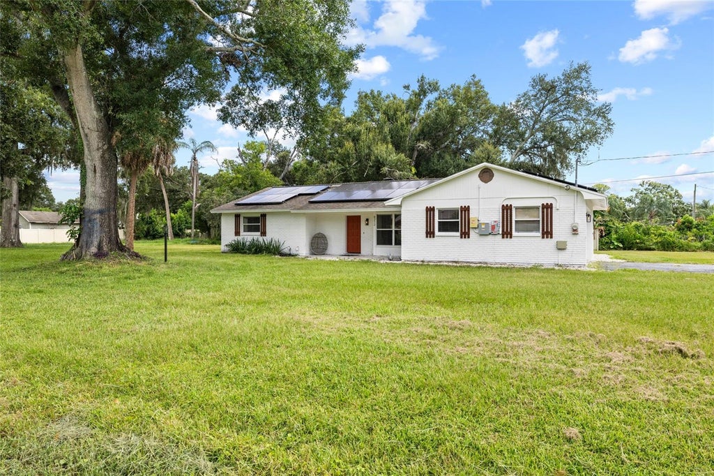 Photo of 8212 Sunny Vale Place, Tampa, FL 33615 (MLS # TB8543504)