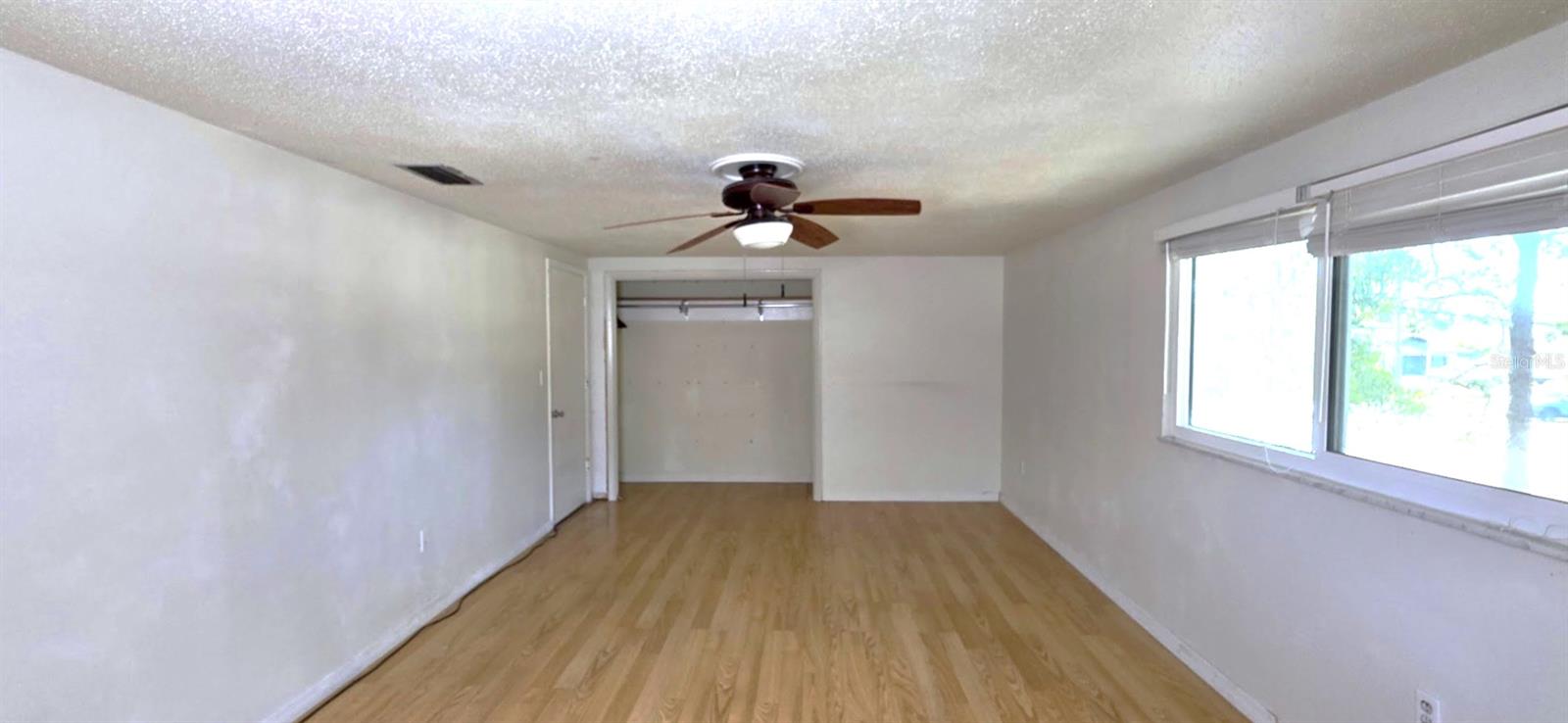 BELLEAIR GROVE 1ST ADD - Residential