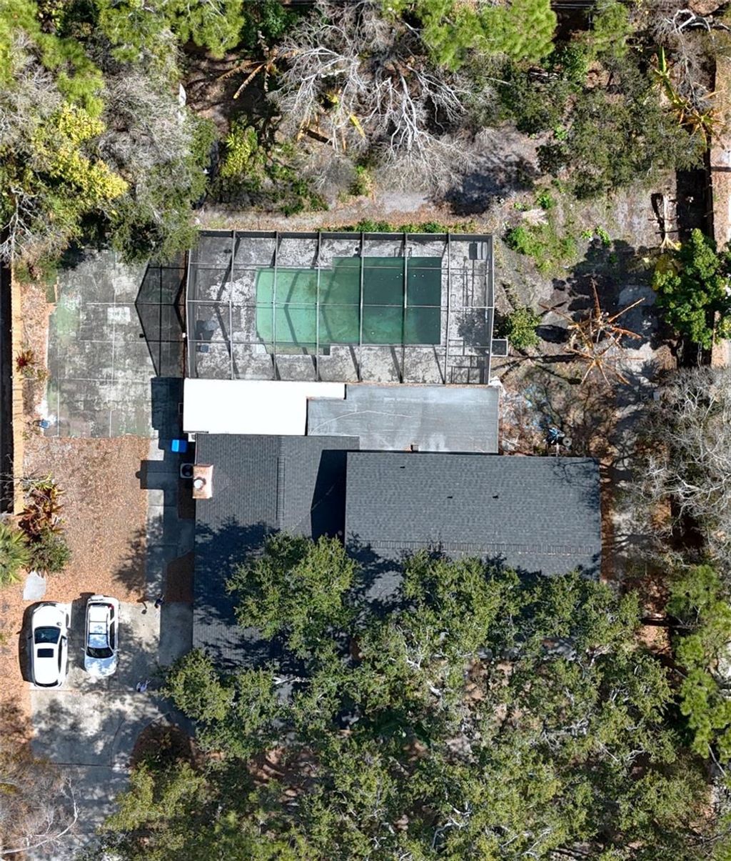 Photo of 1595 Oak Lane, Clearwater, FL 33764 (MLS # TB8477586)