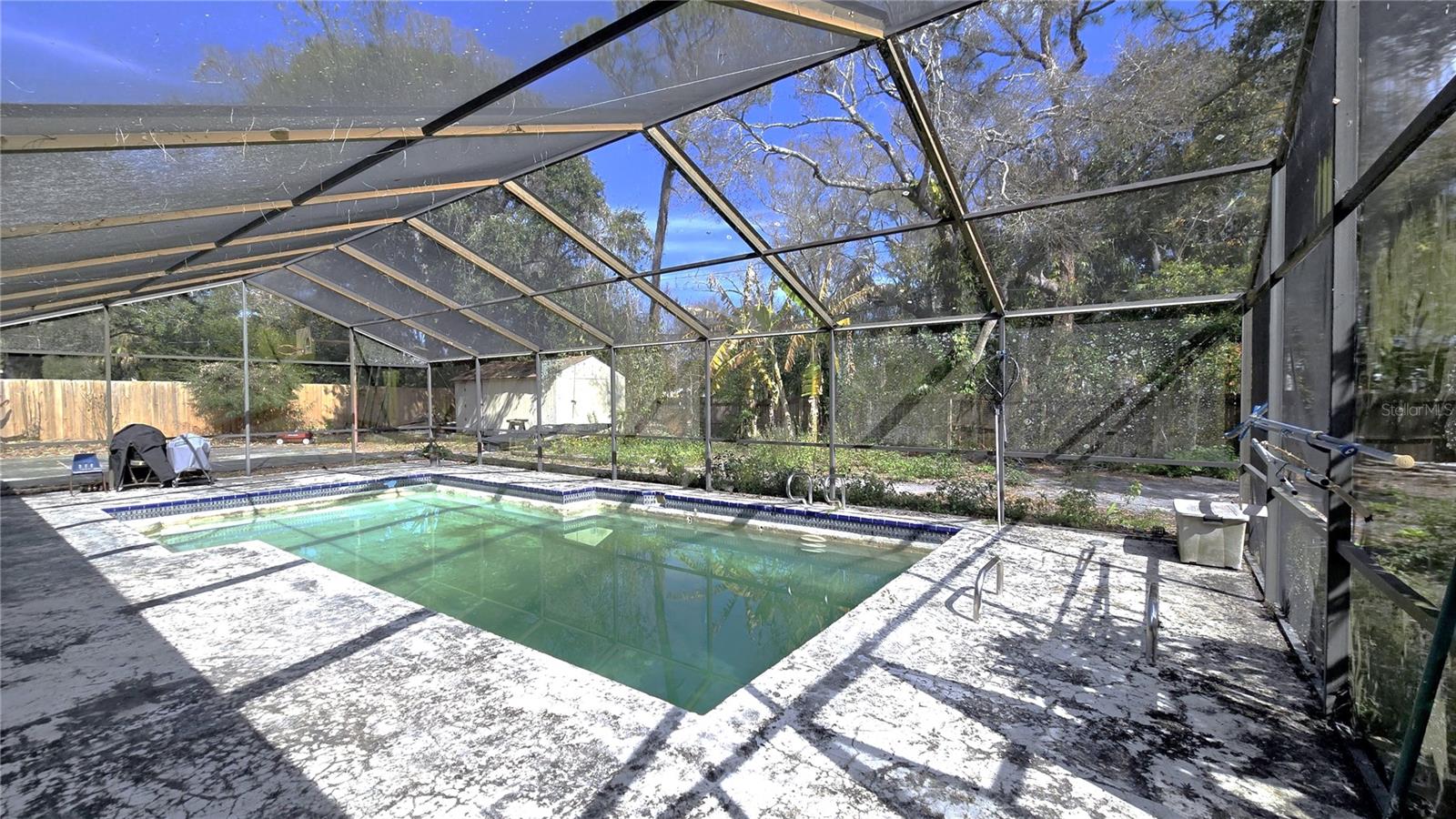 BELLEAIR GROVE 1ST ADD - Residential