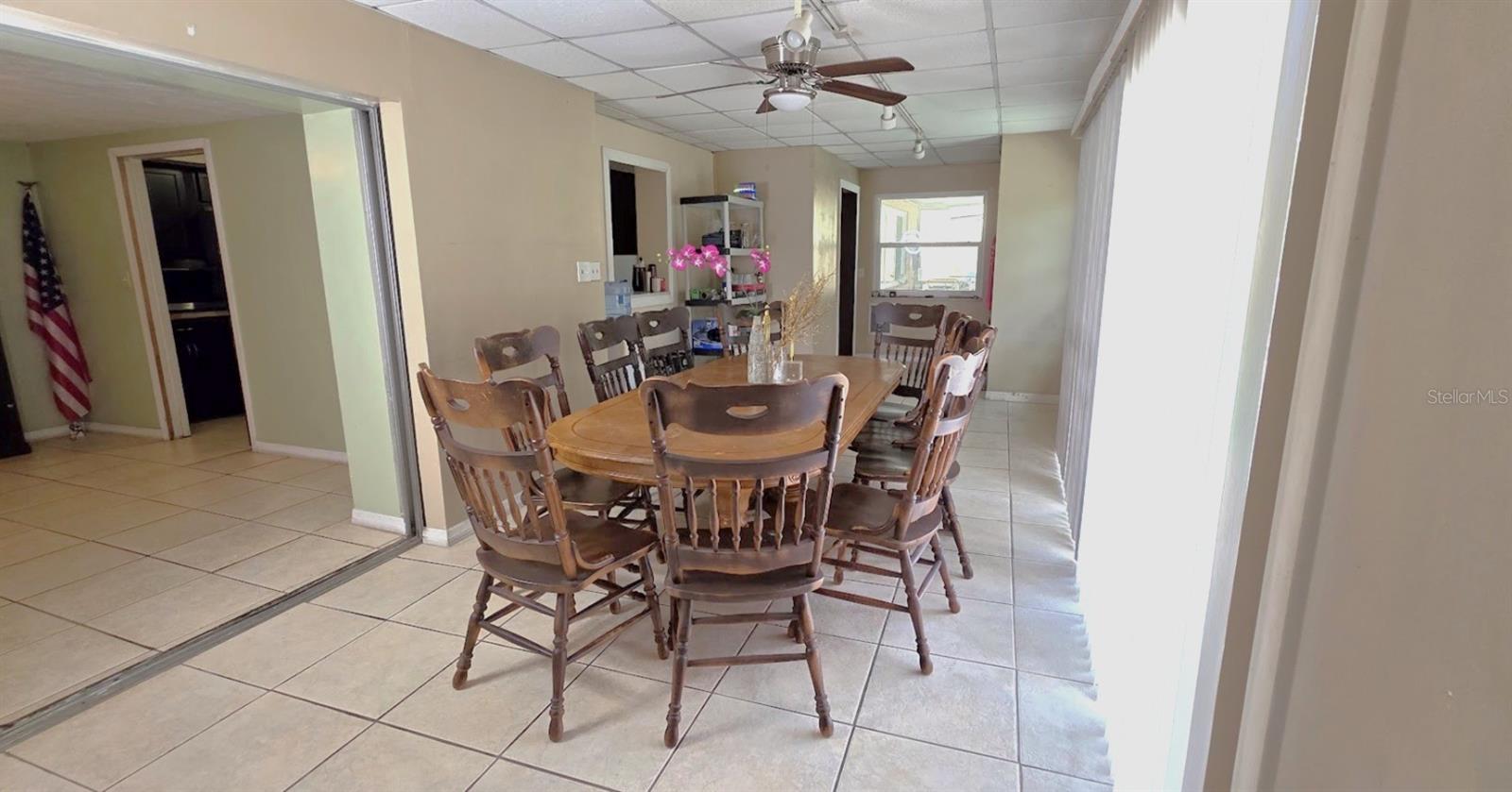 BELLEAIR GROVE 1ST ADD - Residential