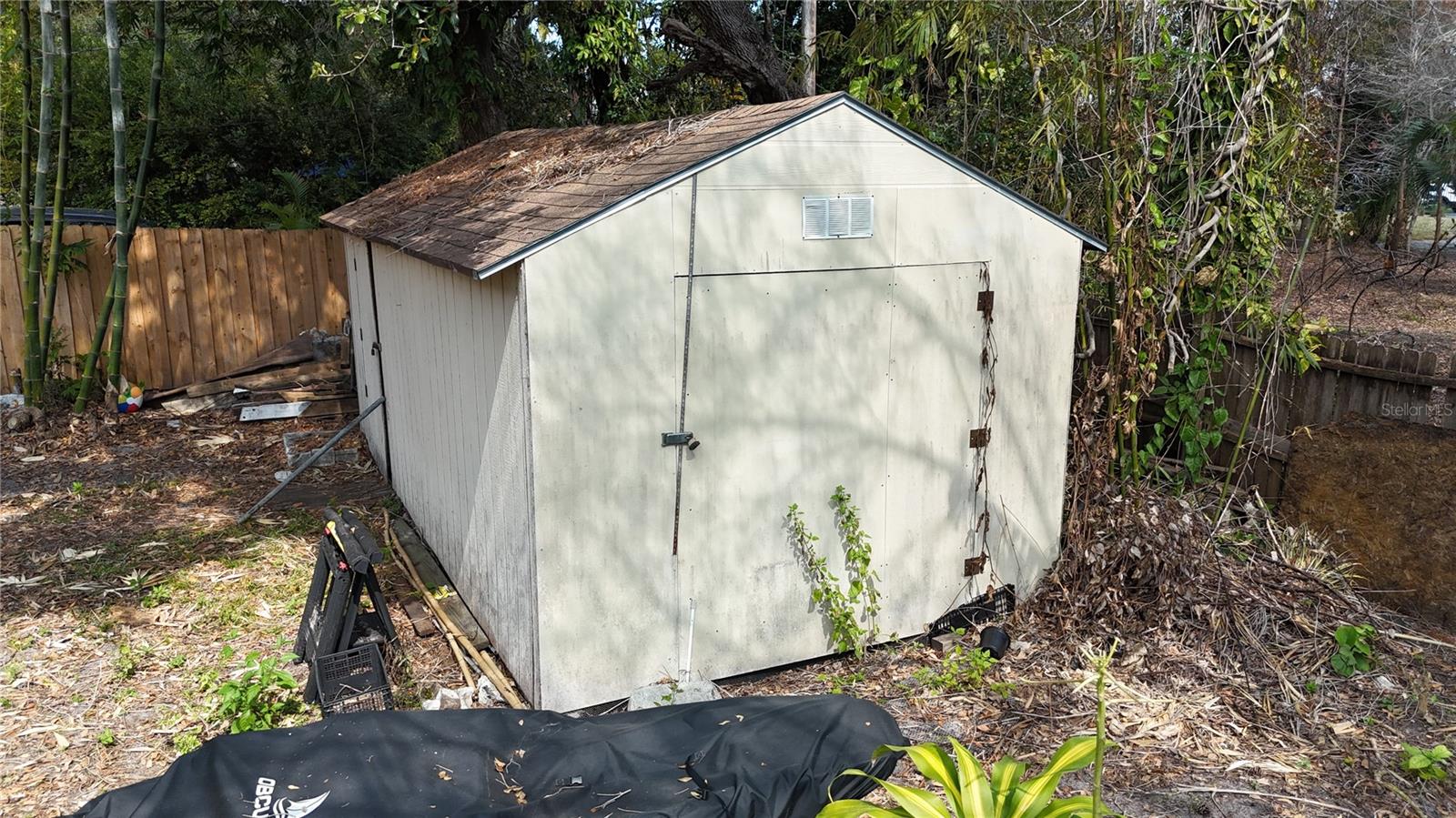 BELLEAIR GROVE 1ST ADD - Residential