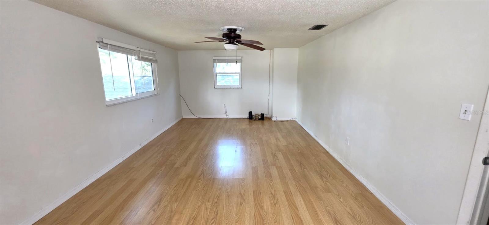 BELLEAIR GROVE 1ST ADD - Residential