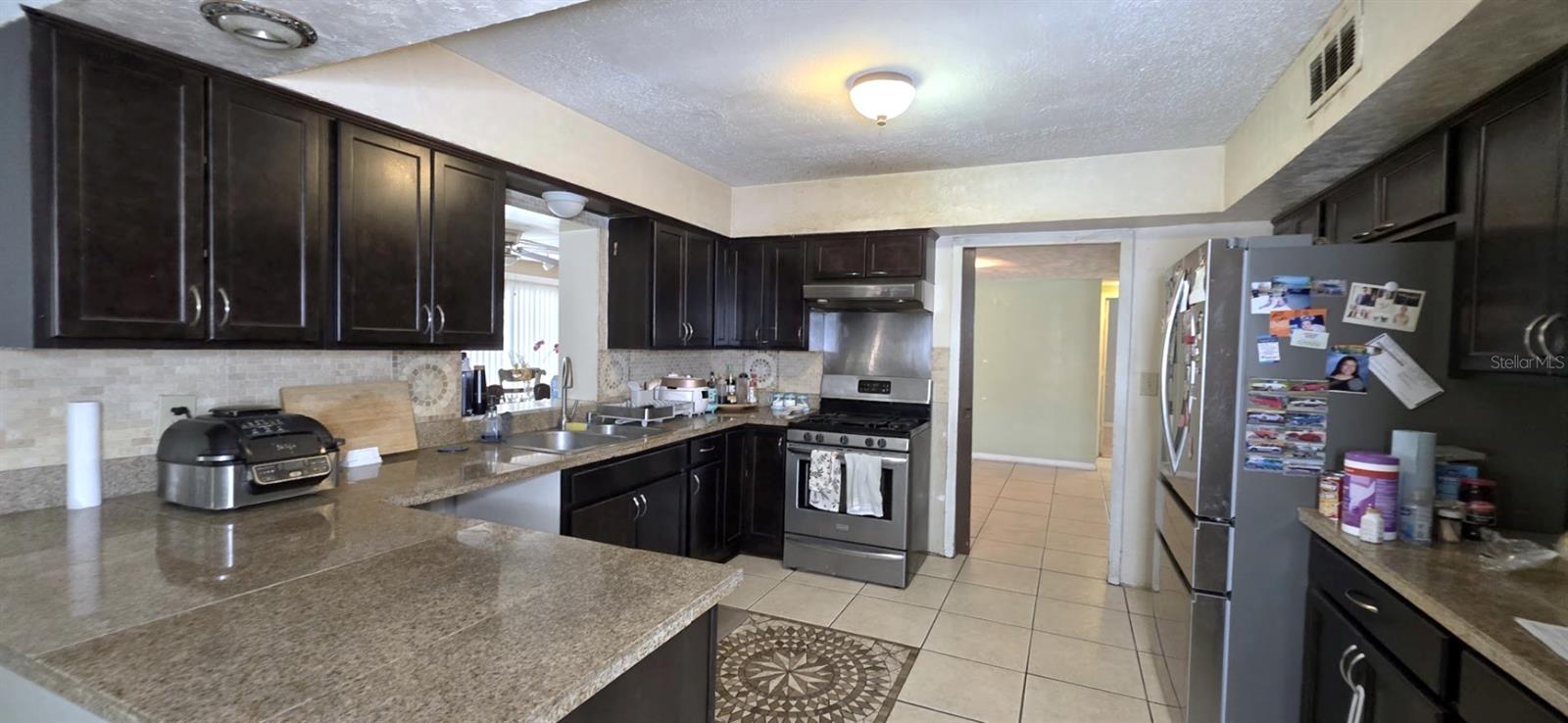 BELLEAIR GROVE 1ST ADD - Residential