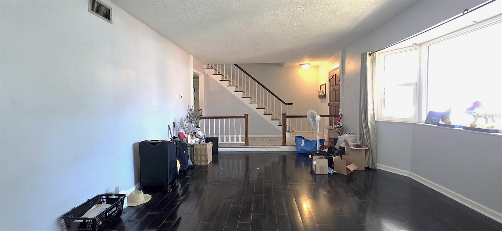 BELLEAIR GROVE 1ST ADD - Residential