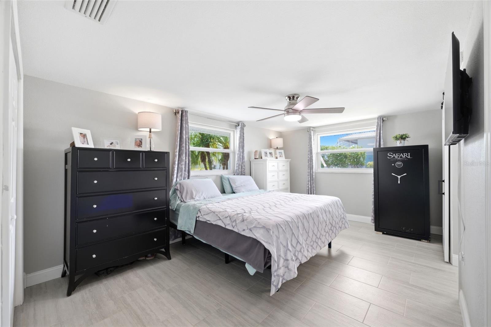 FLOR A MAR - Residential