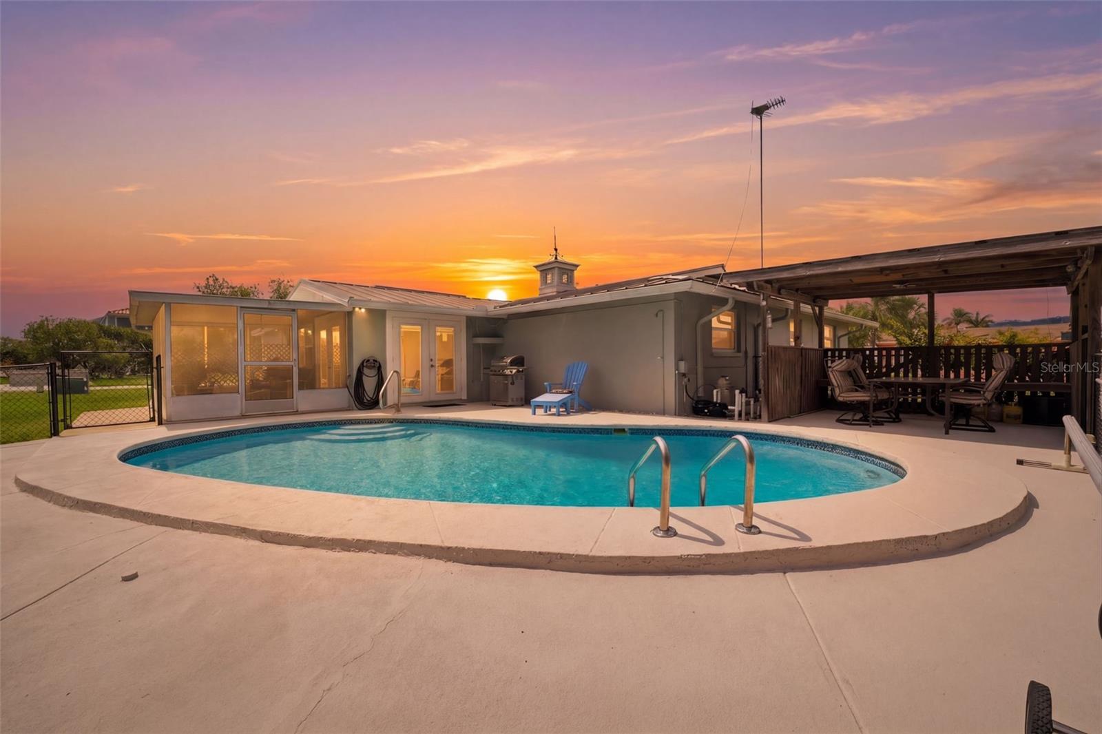 FLOR A MAR - Residential