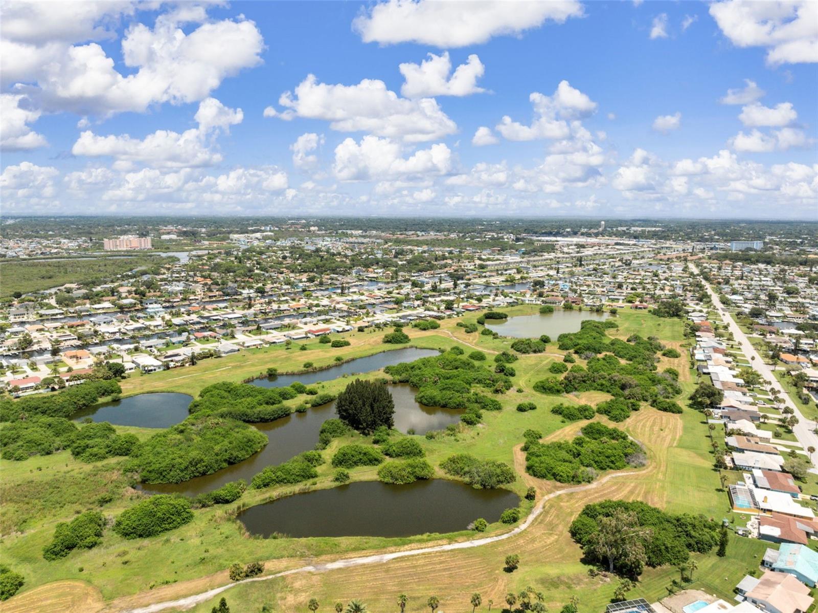 FLOR A MAR - Residential