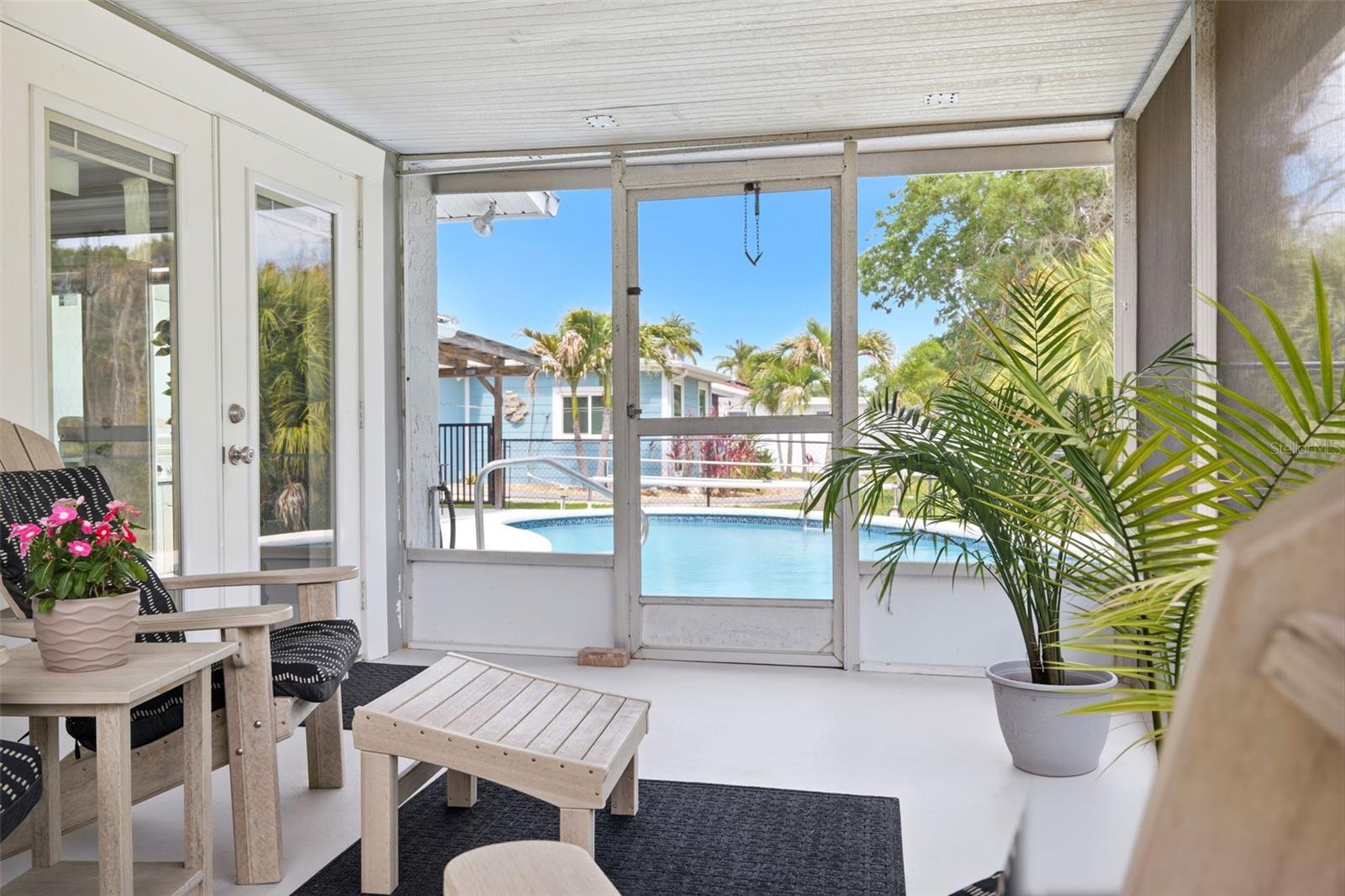 FLOR A MAR - Residential