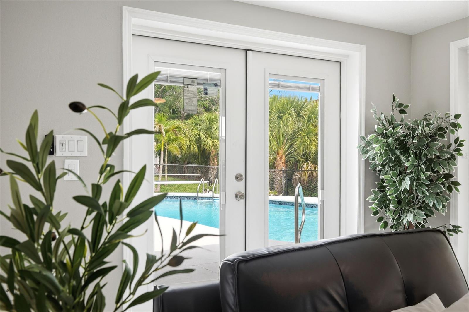 FLOR A MAR - Residential