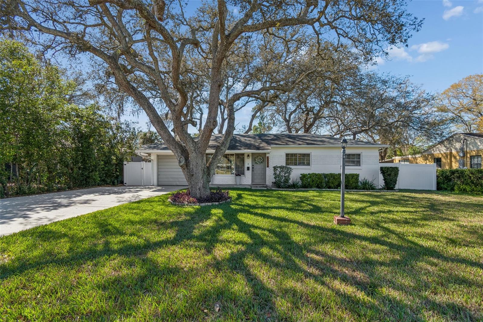 GOLFLAND OF TAMPAS NORTH SIDE - Residential