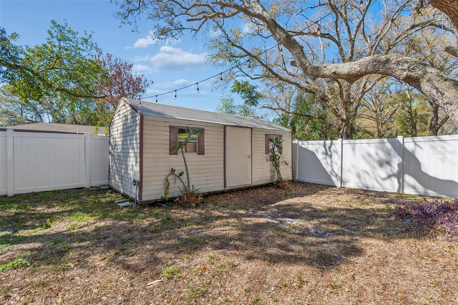 GOLFLAND OF TAMPAS NORTH SIDE - Residential