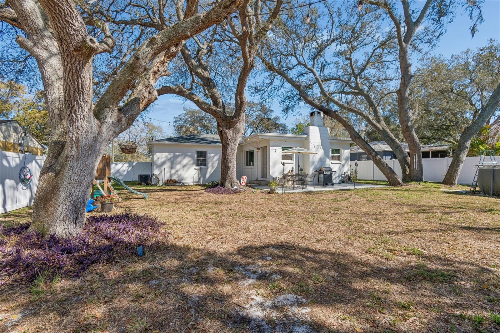 GOLFLAND OF TAMPAS NORTH SIDE - Residential