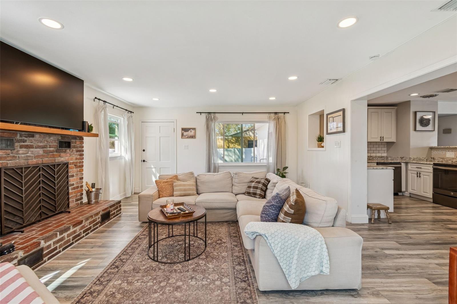 GOLFLAND OF TAMPAS NORTH SIDE - Residential