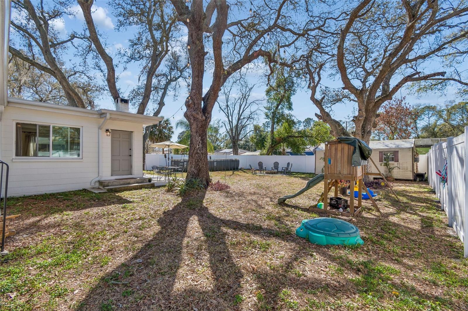 GOLFLAND OF TAMPAS NORTH SIDE - Residential