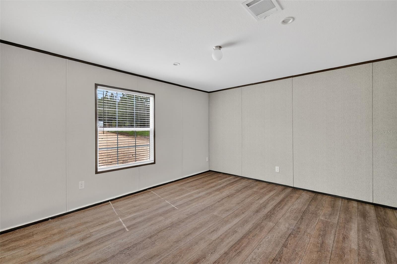 WESTWOOD ACRES SOUTH - Residential