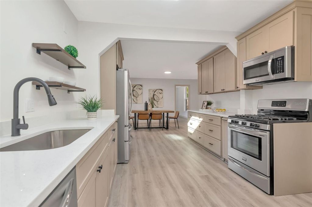 Photo of 6375 Emerson Avenue S, St Petersburg, FL 33707 (MLS # TB8396985)