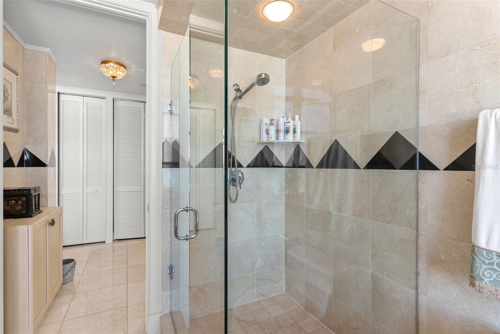 ULTIMAR THREE CONDO - Residential