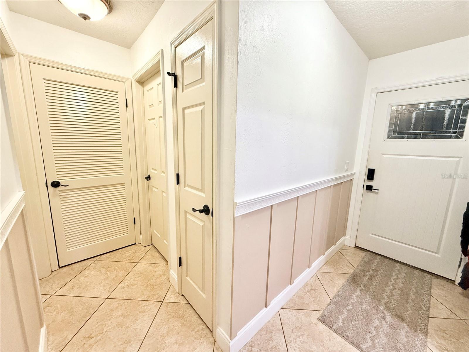 GATEWOOD UNIT 01 - Residential Lease