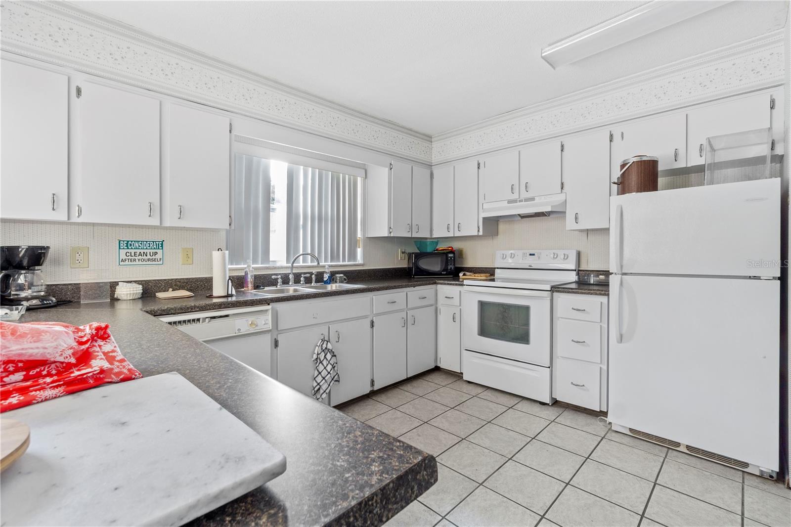 DEERWOOD GARDENS III - Residential