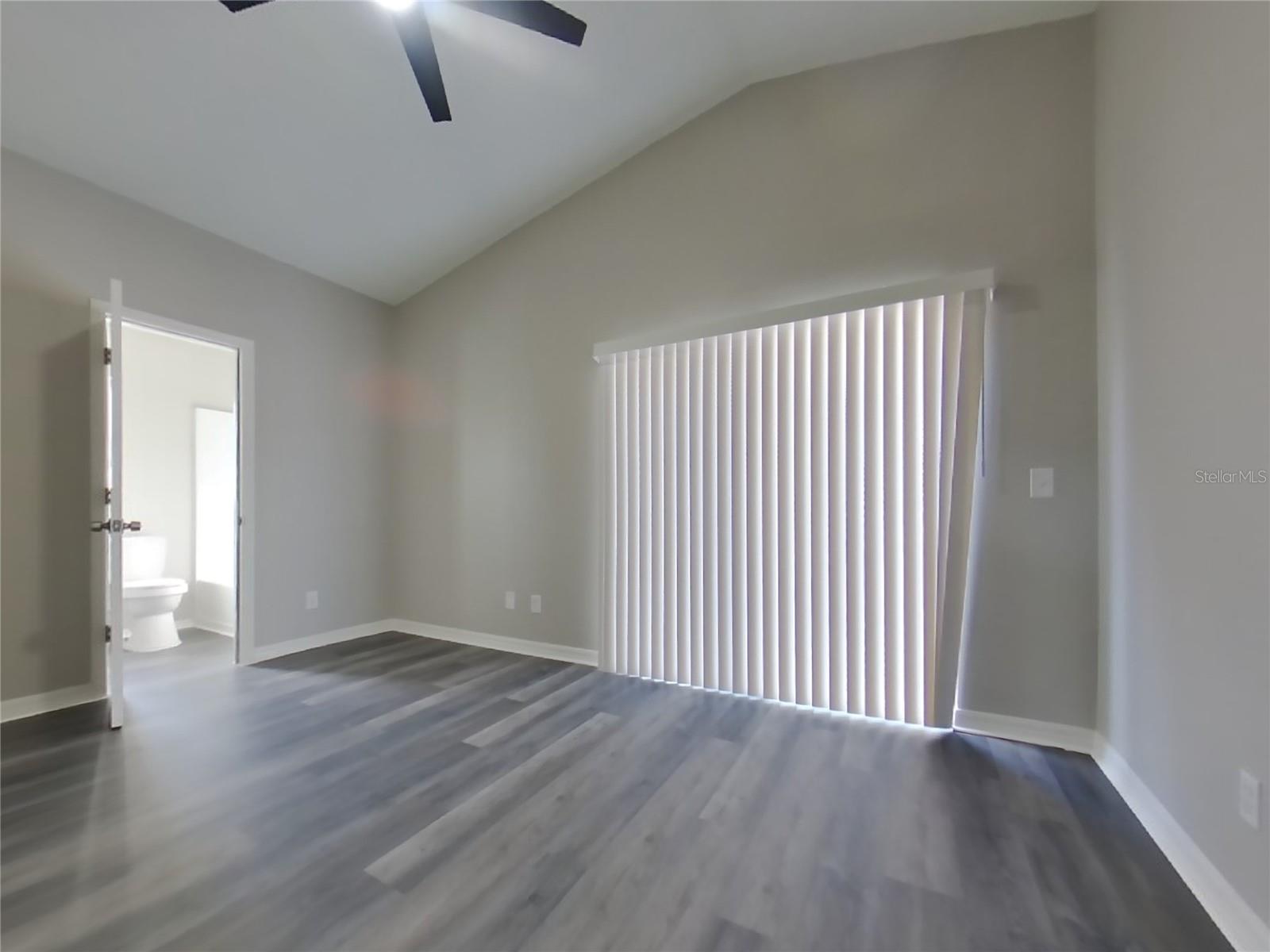 VALENCIA GREENS - Residential Lease