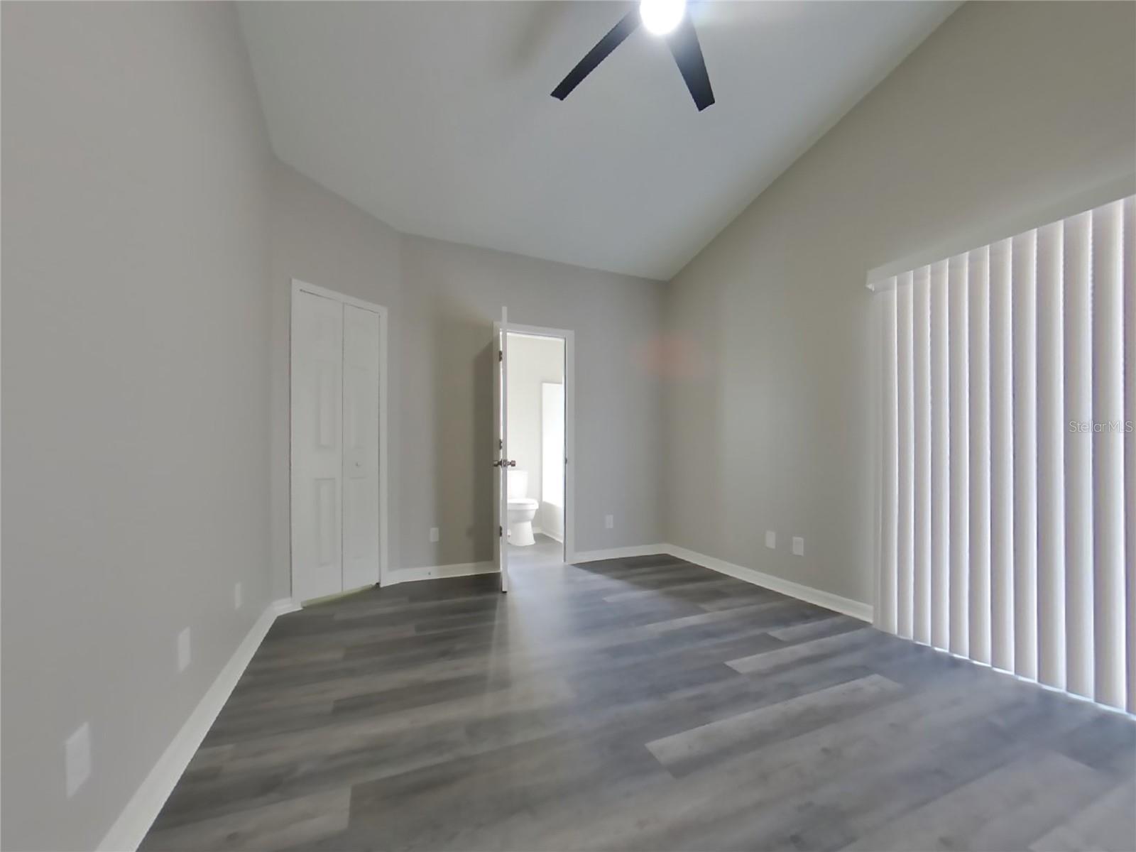 VALENCIA GREENS - Residential Lease