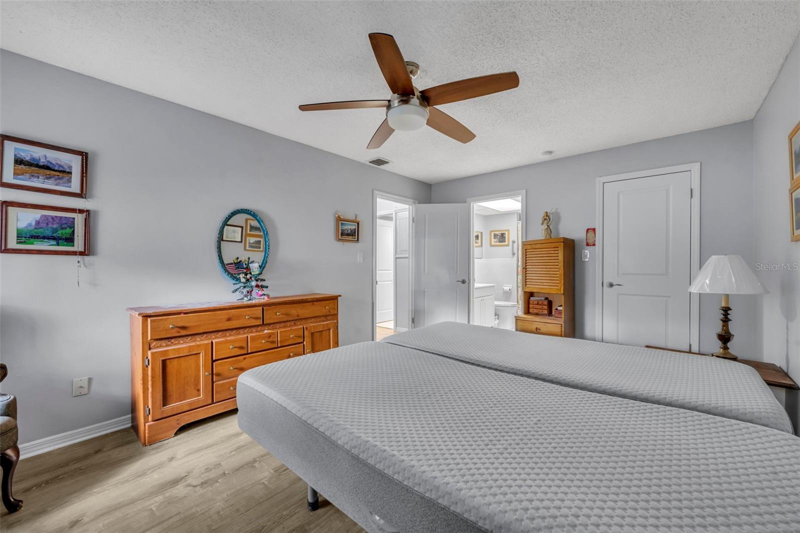 OAK HARBOUR SEC 1 - Residential