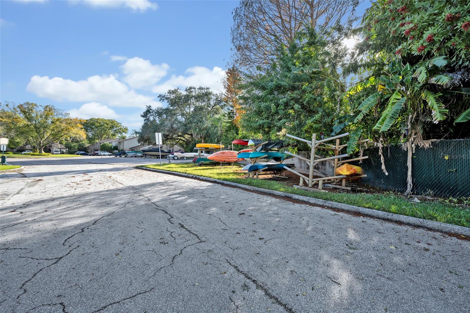 OAK HARBOUR SEC 1 - Residential