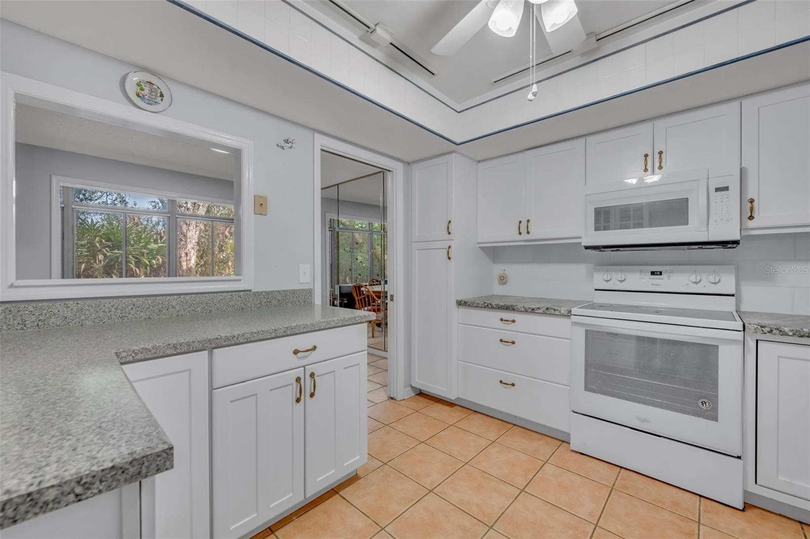 OAK HARBOUR SEC 1 - Residential