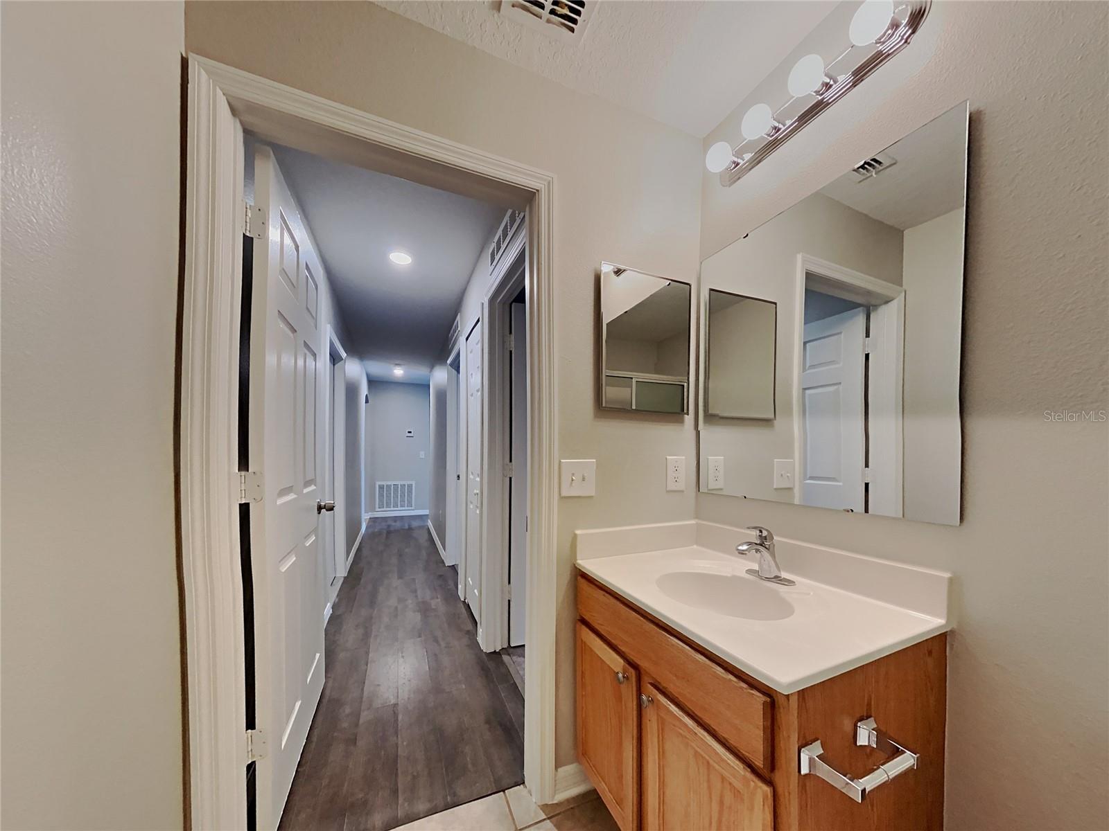 CASCADES PARK PH 01 02 03 - Residential Lease