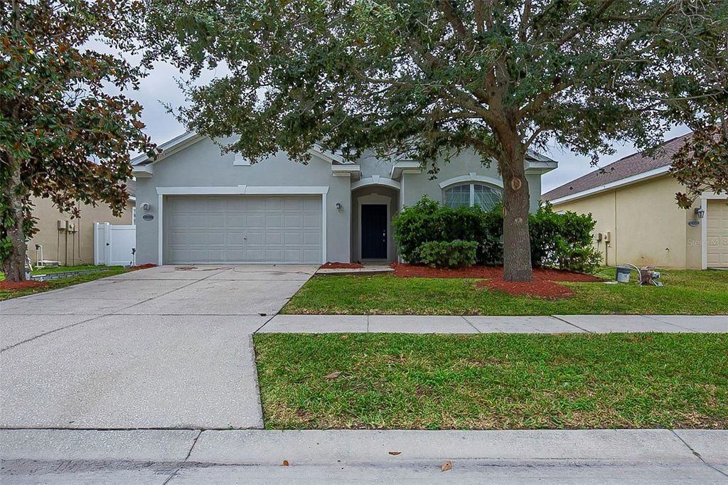 Photo of 30652 Palmerston Place, Wesley Chapel, FL 33545 (MLS # O6342996)