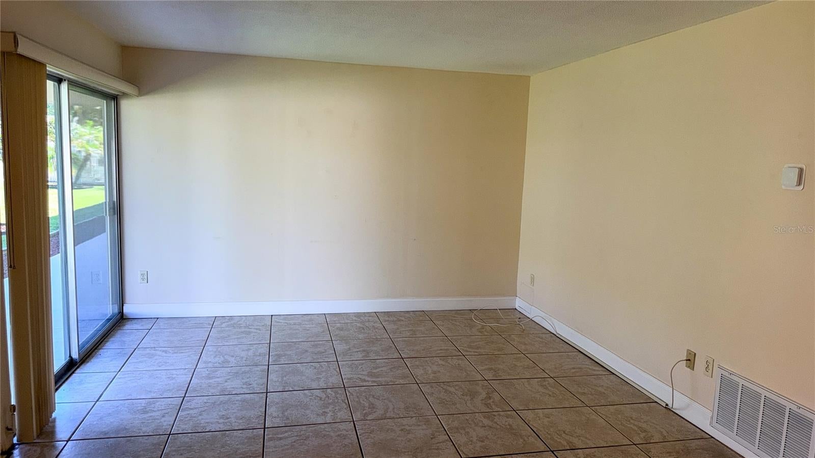 2920 CLARK ROAD 204, SARASOTA, FL, 34231 3 2920 CLARK ROAD 204