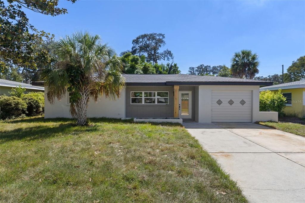 Photo of 6326 7th Avenue S, Gulfport, FL 33707 (MLS # TB8439336)