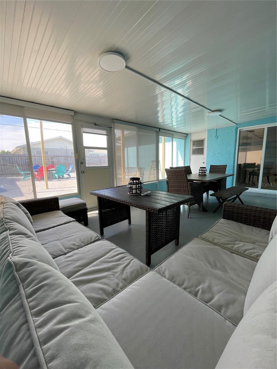 RIVIERA ISLES SEC 02 - Residential