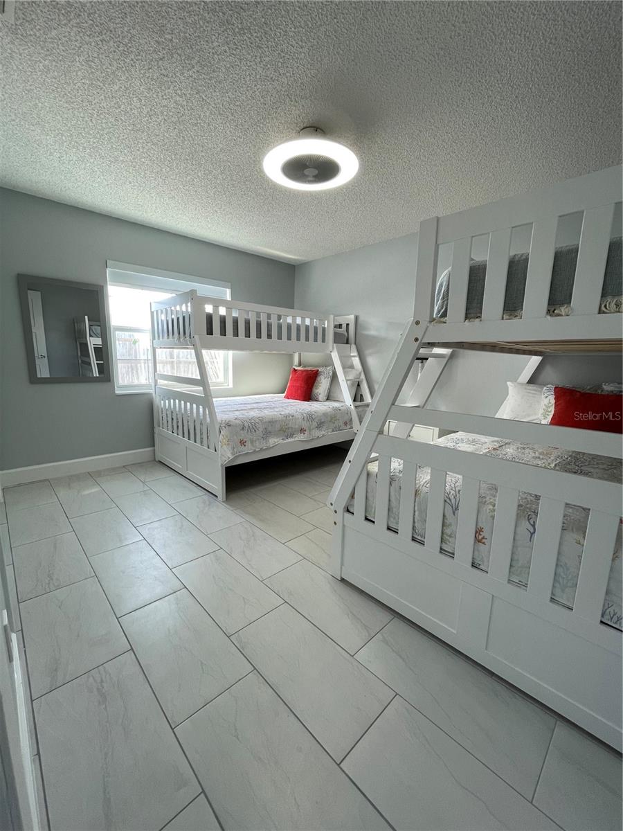 RIVIERA ISLES SEC 02 - Residential