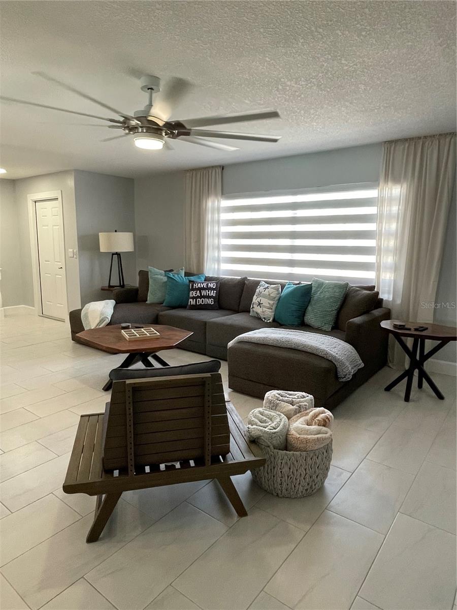 RIVIERA ISLES SEC 02 - Residential