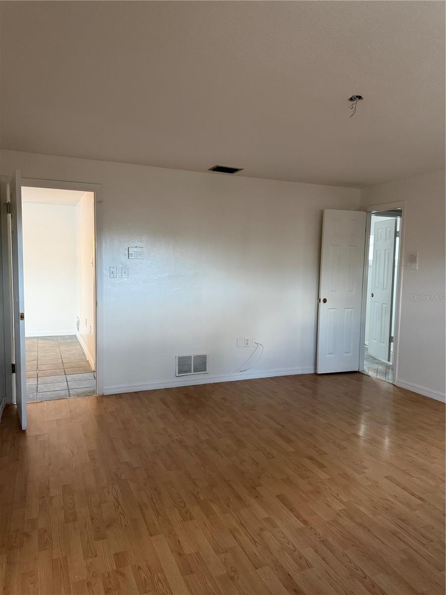 COLLEGE PARK - Residential