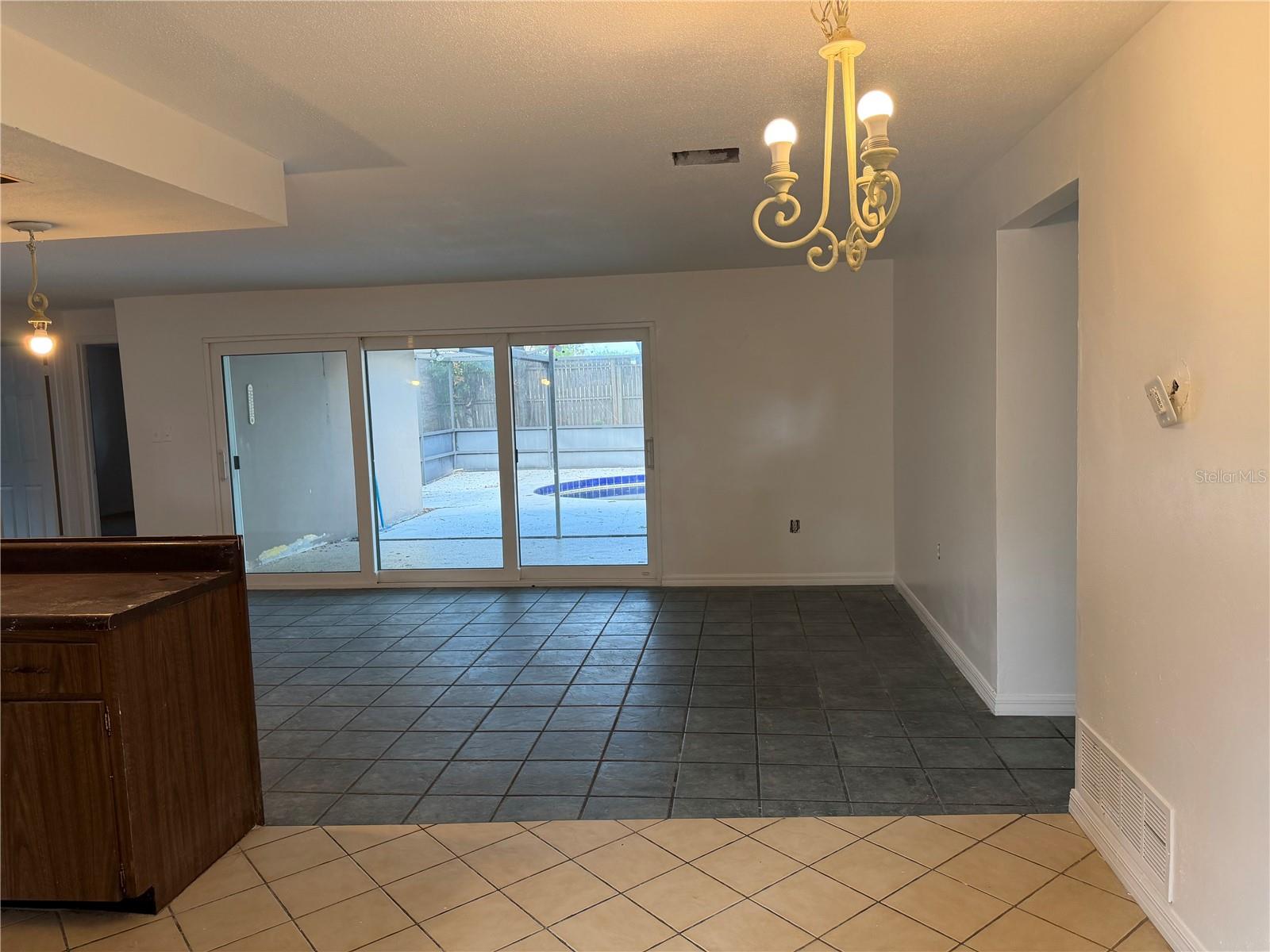 COLLEGE PARK - Residential