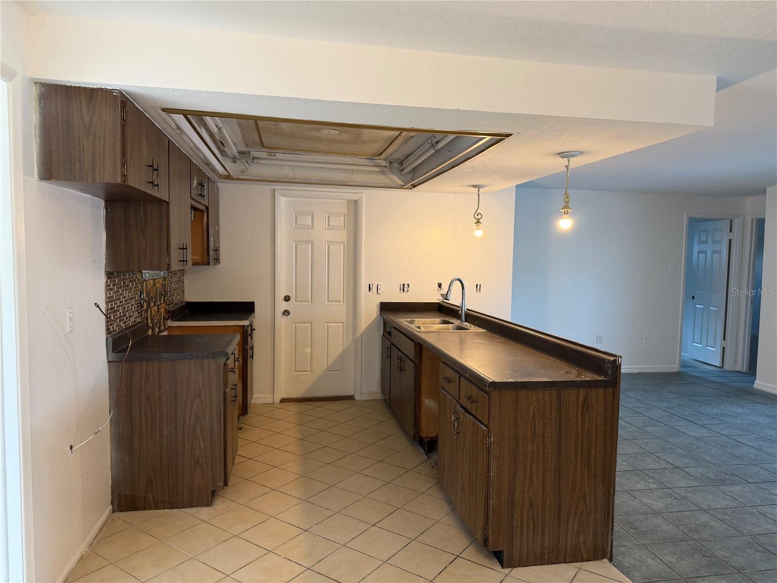 COLLEGE PARK - Residential