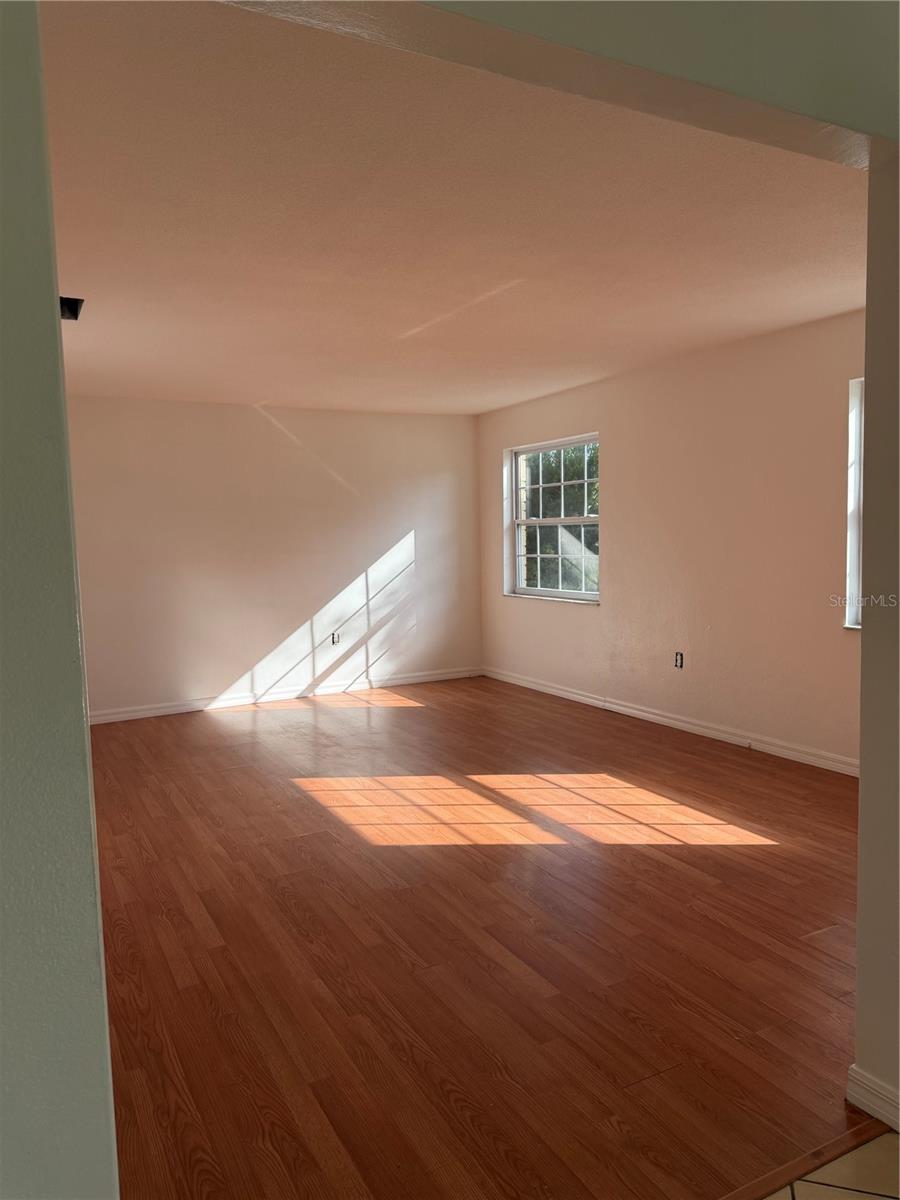 COLLEGE PARK - Residential