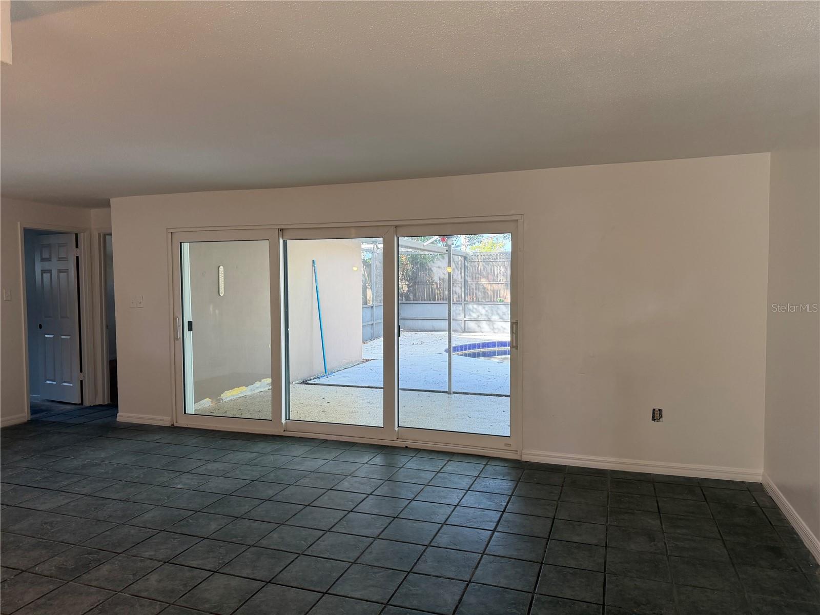 COLLEGE PARK - Residential