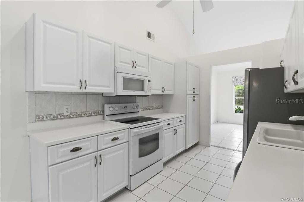 SUGARMILL WOODS CYPRESS VILLAGE - Residential