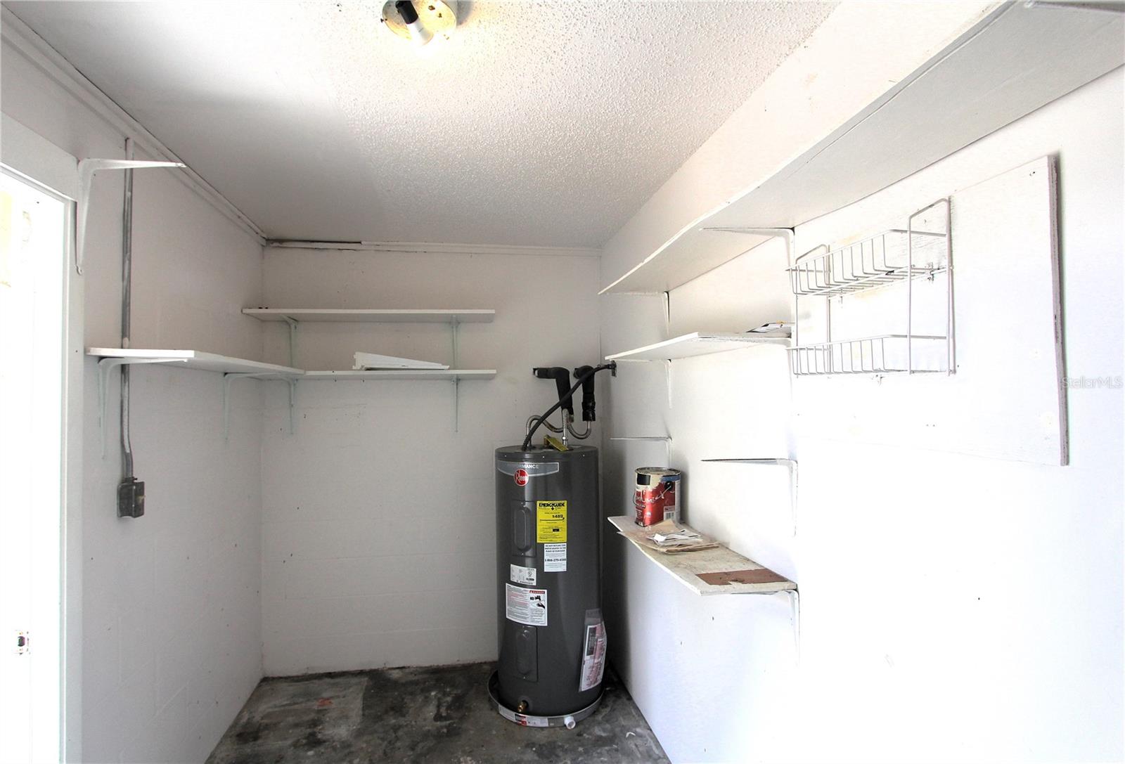 CITY ZEPHYRHILLS - Residential Lease