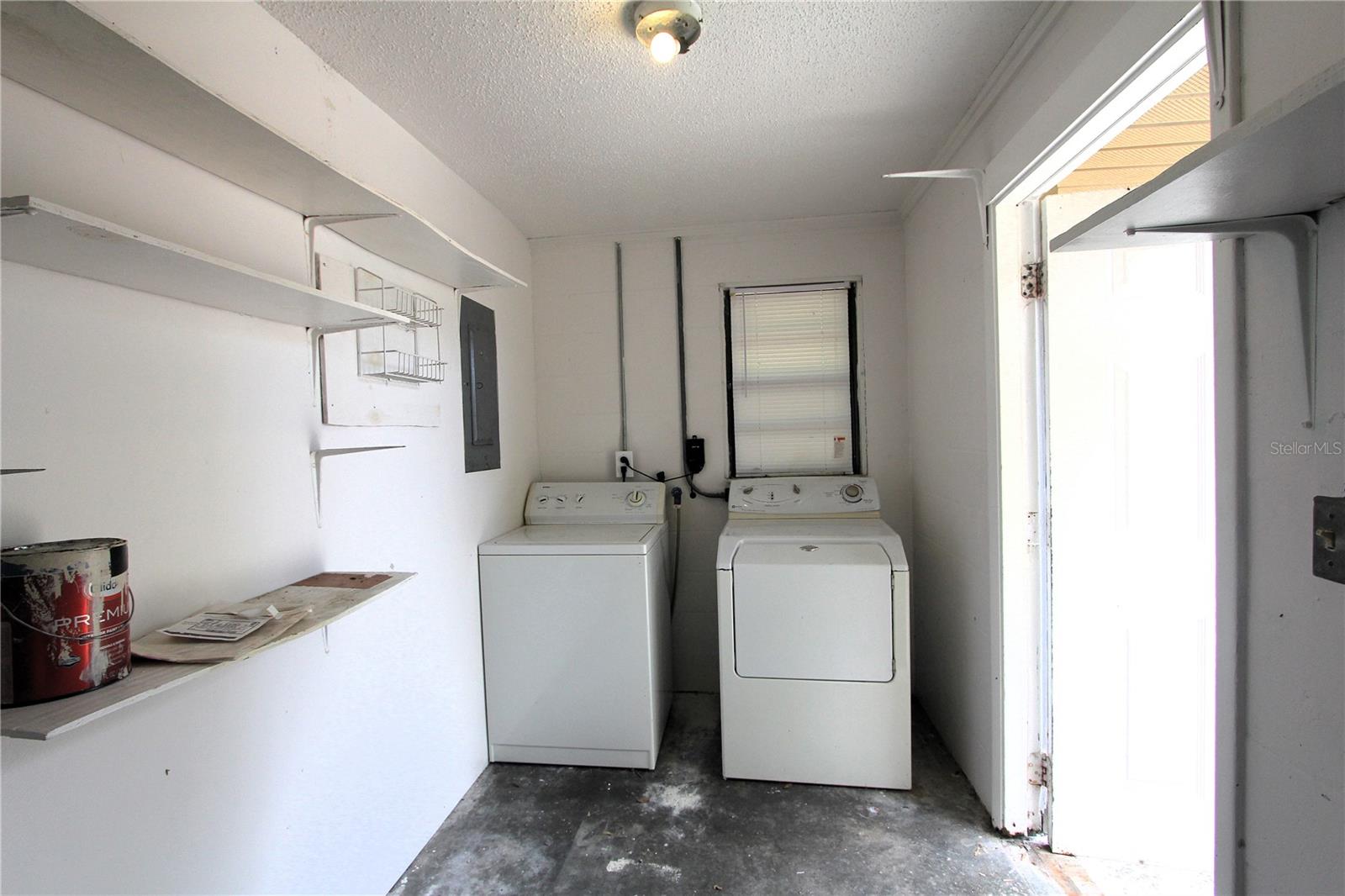 CITY ZEPHYRHILLS - Residential Lease