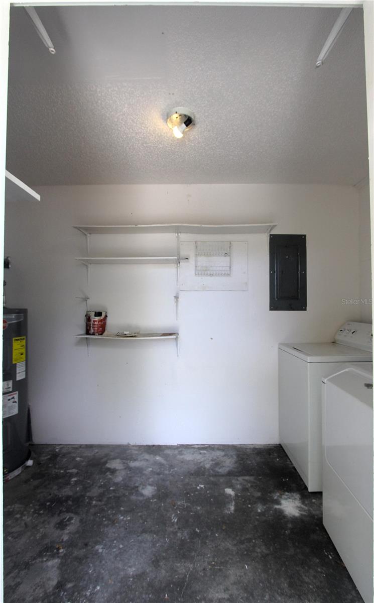 CITY ZEPHYRHILLS - Residential Lease