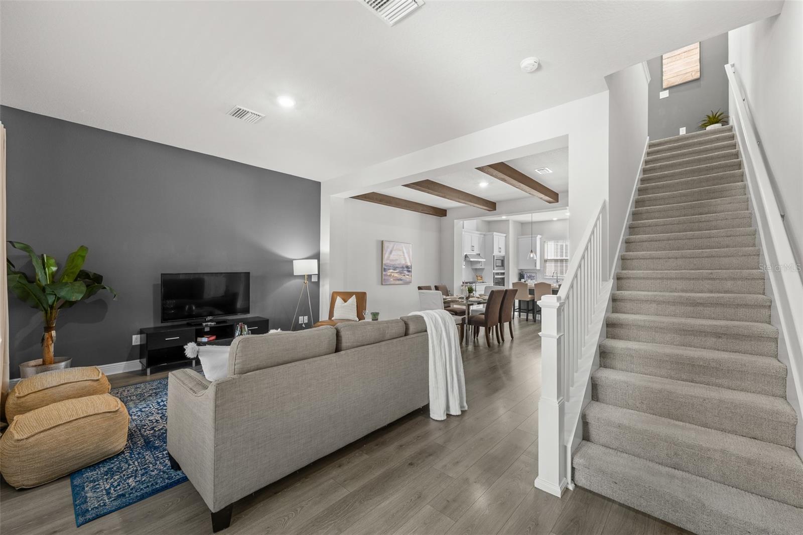 SOUTH TAMPANIA TWNHMS - Residential